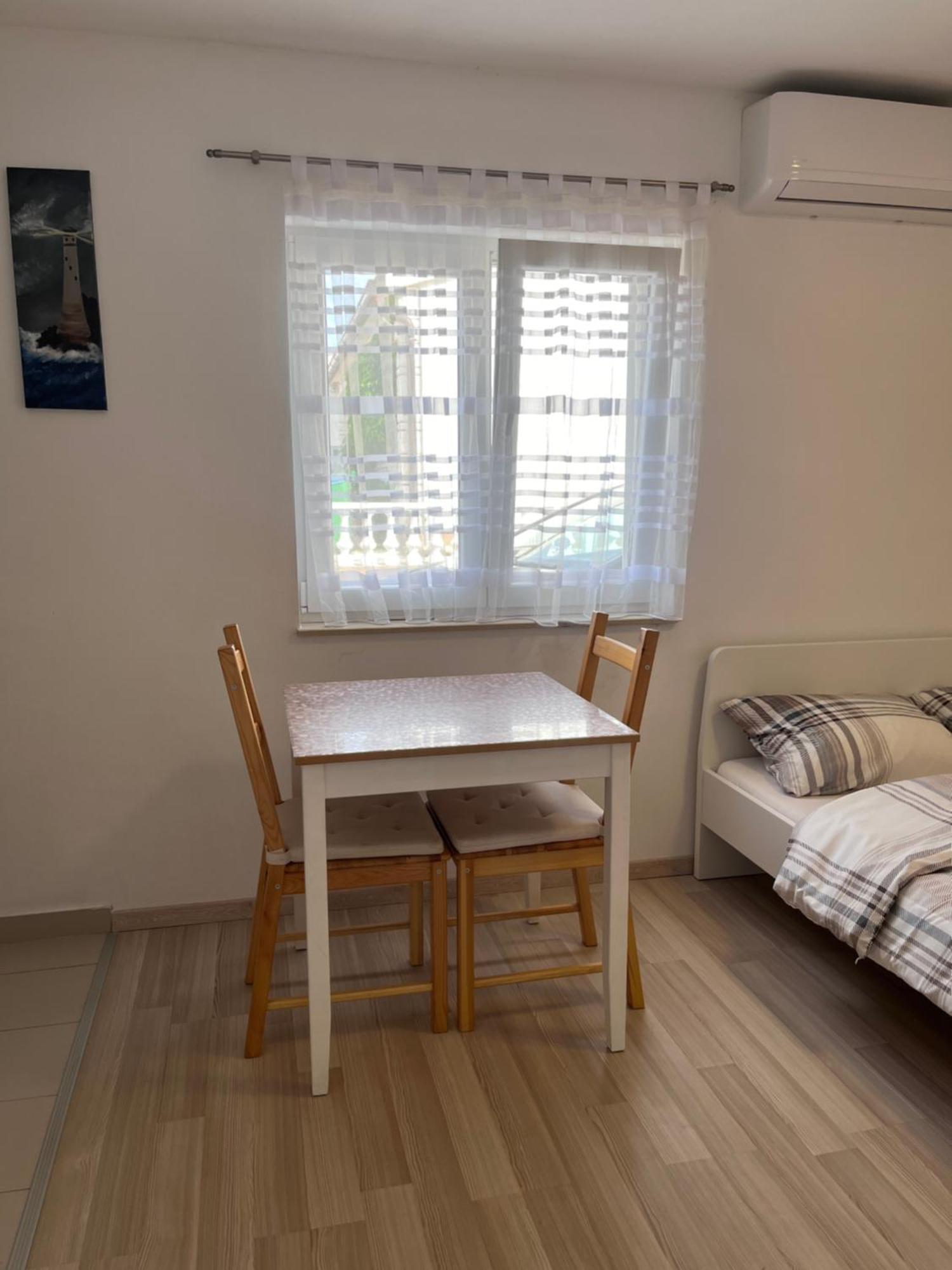 Apartmani Kid Vir Exterior foto